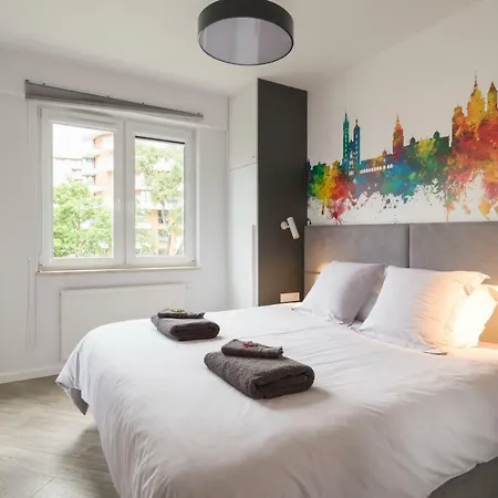 Luxury With An Amazing River View + Free Parking Cracóvia